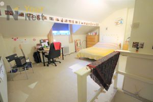 Photo 10- click for photo gallery